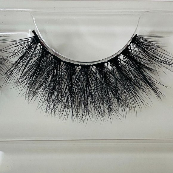 Sexy Bitch - Picture 4 of 5